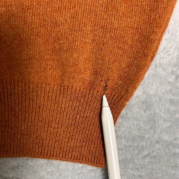 Roundtree & Yorke 100% Cashmere Sweater Mens Large V Neck Rust Orange Fall Layer - Picture 6 of 7
